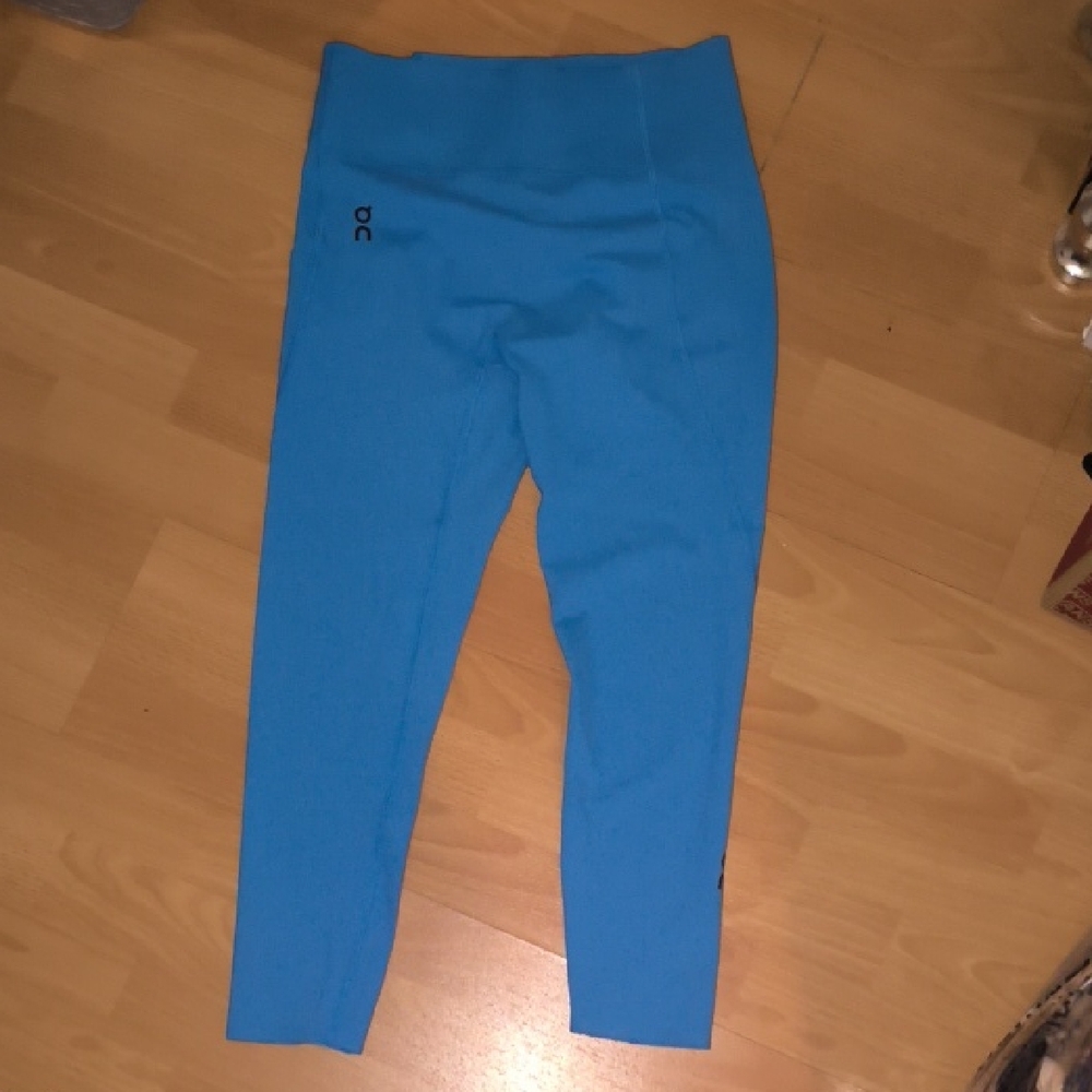 NWT On Running | Blue Leggings